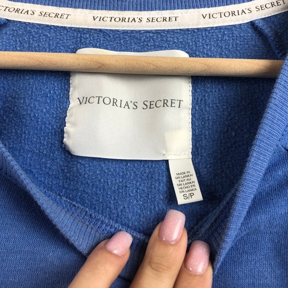 Victoria's Secret | Angel Heart Sweatshirt - Picture 4 of 4